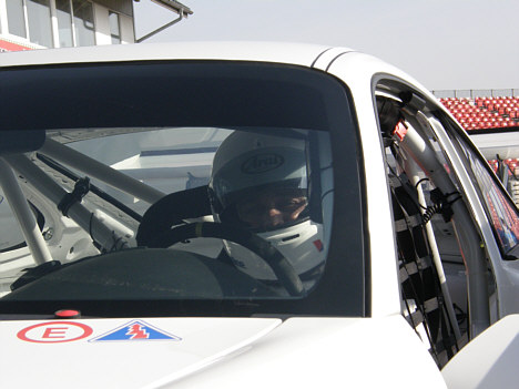 Claus Christensen klar til sin første tur i den nye Porsche.
